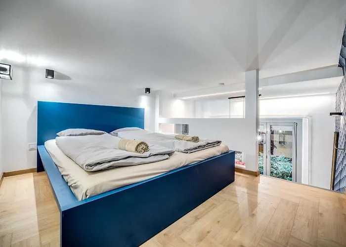 Nightlife Nest Lejlighed *